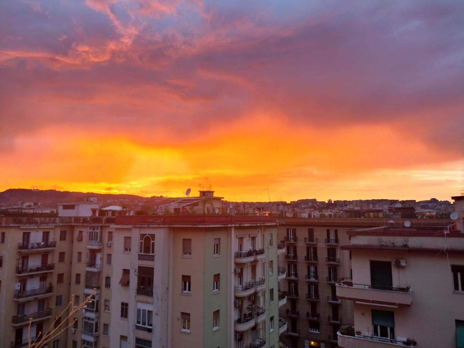 Ricomincio Da Me Bed & Breakfast Наполи Екстериор снимка